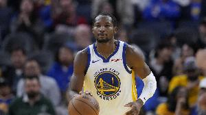 5次失误有点多！库明加全场9投6中 得到13分3板4助1帽&正负值-20