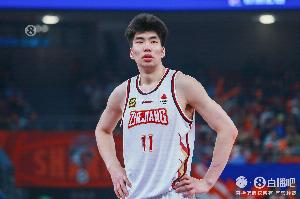 全运决赛不打~媒体人：浙江挽留余嘉豪 据说篮协和郭士强都曾出面