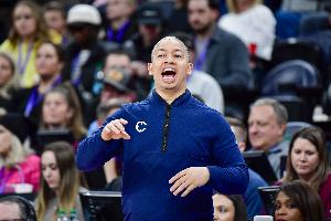 卢：一直支持我们的球迷见过太多次这剧情 现在跳船对他们不公平