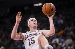 里夫斯：你不想在第12场就发挥最佳水平 要把巅峰状态留到赛季末