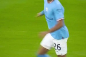 赛后刘浩帆：因为我们联赛休了，六七十分钟已经是身体极限了